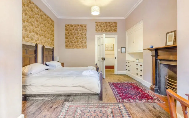 The Generals Quarters