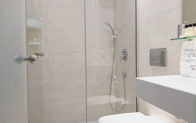 Akrogiali Boutique Hotel