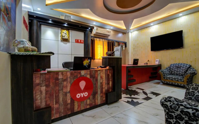 OYO 166 Madhuram