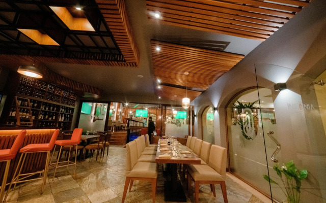 Grand Victoria Boutique Hotel