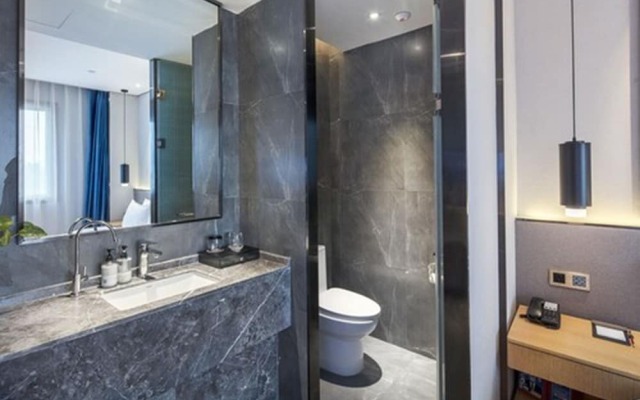 Qianna Baihe Boutique Hotel
