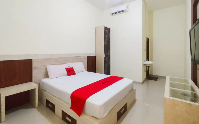 RedDoorz near Islamic Center Jambi