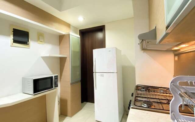 Modern Look And Comfort 2Br Kemang Village Apartment