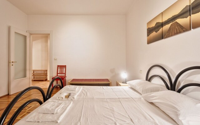 Piazza Statuto Elegant Apartment