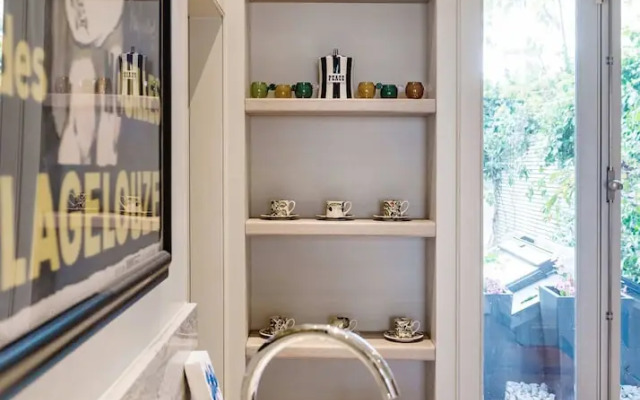 The Notting Hill Townhouse - by Out of Office Lifestyle