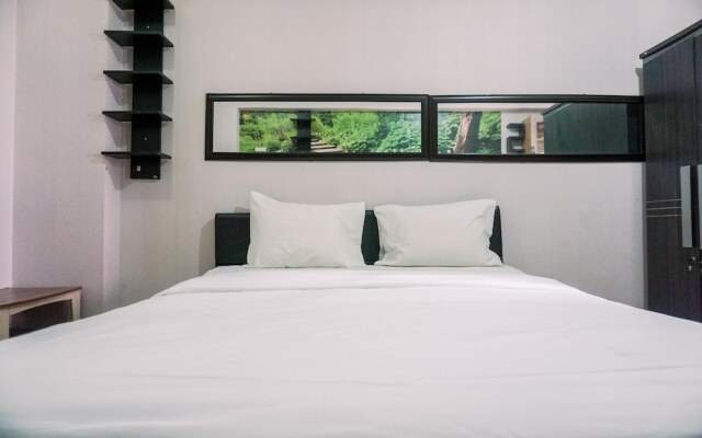 Warm And Cozy Stay Studio Green Bay Pluit Apartment