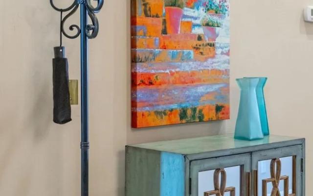 Minnezona Elegant Home w Poolside Retreat