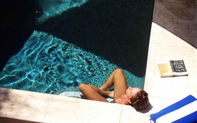 La Bohemia Hotel Pequeno