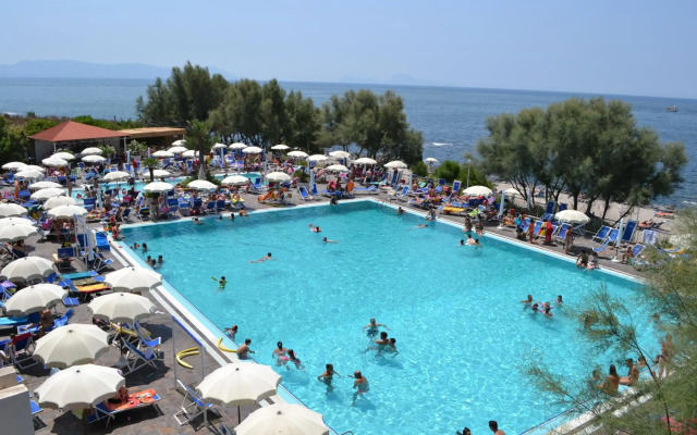 Hotel Puntaquattroventi
