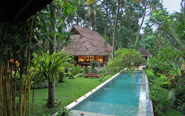 Villa Pantulan Bali Hotel