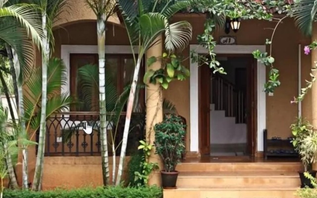Villa Fountain Court