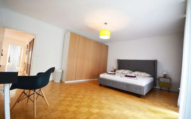 Naschmarkt Premium in Your Vienna