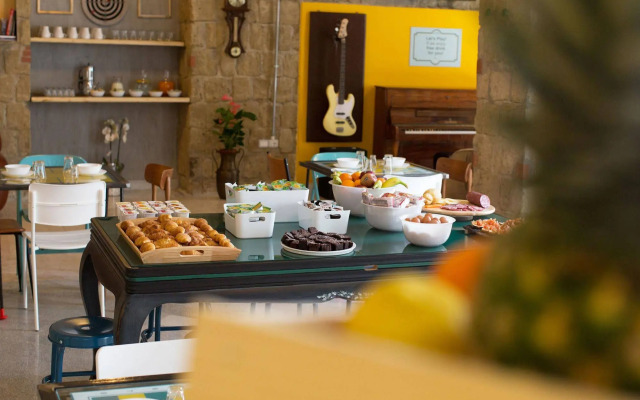 NeapolitanTrips Hostel and Bar