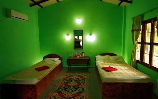 Chitwan Gaida Lodge