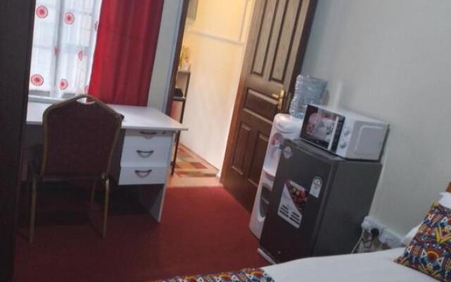 Jeyem Home Stays at Argwings Court