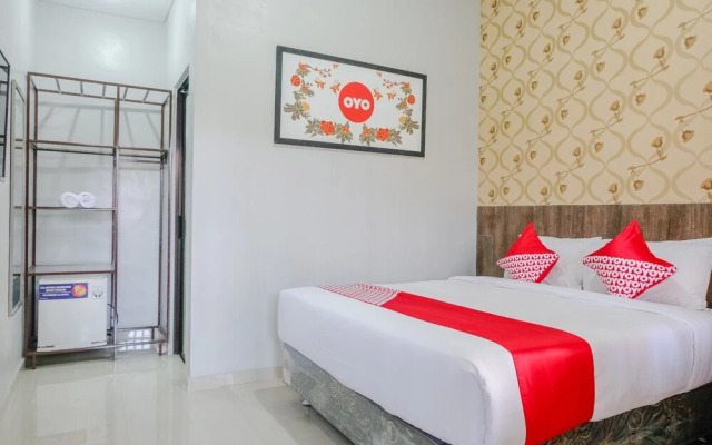 OYO 815 Double D9 Guesthouse