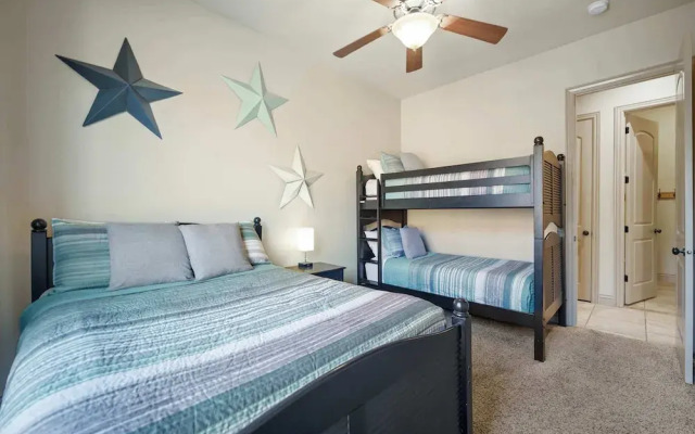 Western Front - Rustic Charm & Comfort