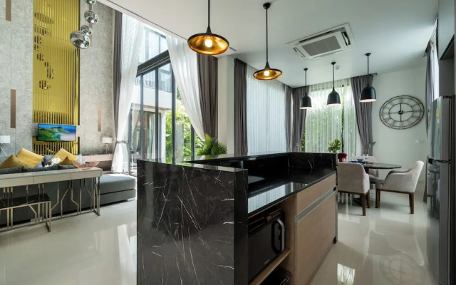 Panora Villa 8112 By Villacarte