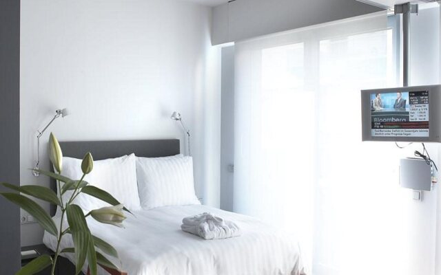 Periscope Hotel