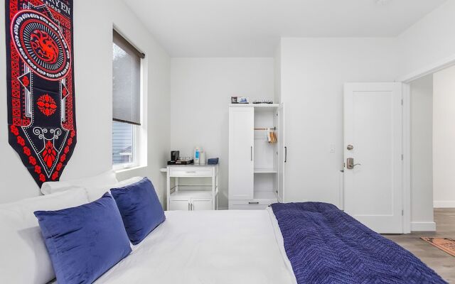 Dragonstone Sweet Suite