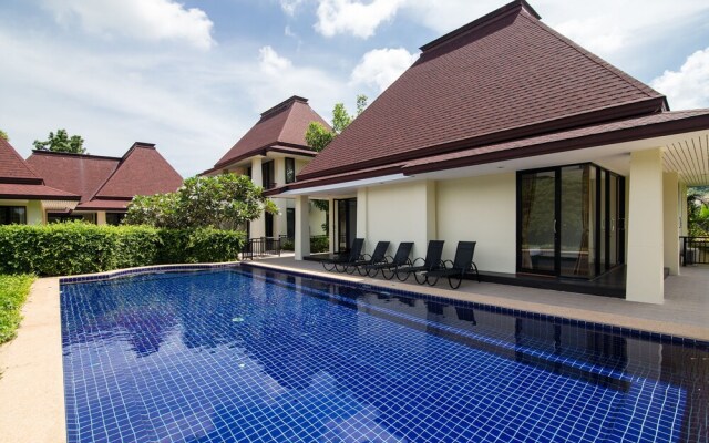 Bali Style Villa on Palm Hills PH 202