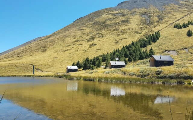 Lake Stella Mountain Retreat