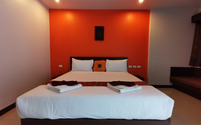Chollada Inn Kamala