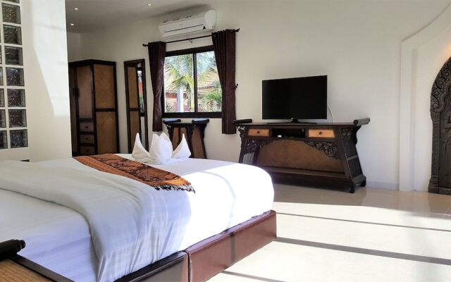 WOWLAND Luxury Villa Pattaya 8 BR