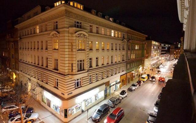 Vienna Residence | Spacious, tasteful apartment 3rd district Vienna