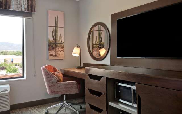 Hampton Inn Santa Fe South