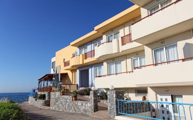 Danaos Beach Apartments