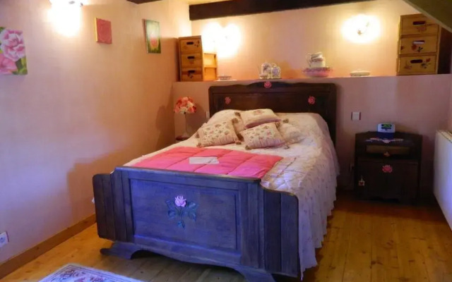 Les Logis de Ste Croix