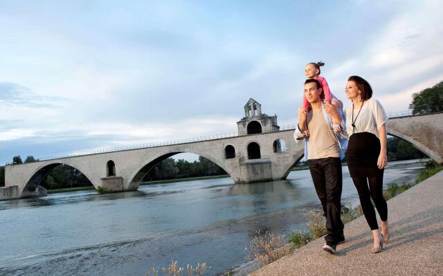 Mercure Avignon Gare TGV