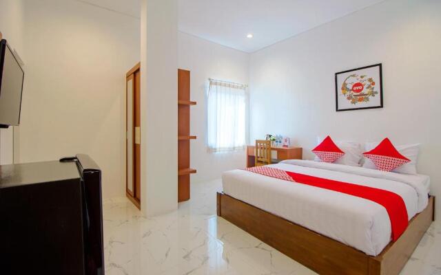 OYO 1319 88 Exclusive Residence