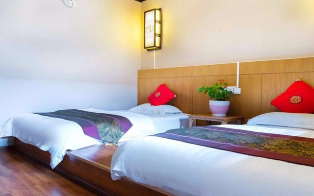 Yi Tu Stage Inn