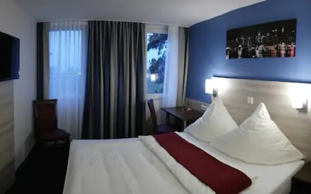 Motel 44