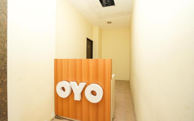 OYO Flagship 910 Menara Rungkut Surabaya