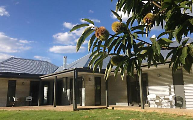 3 Bells Alpine Cottage
