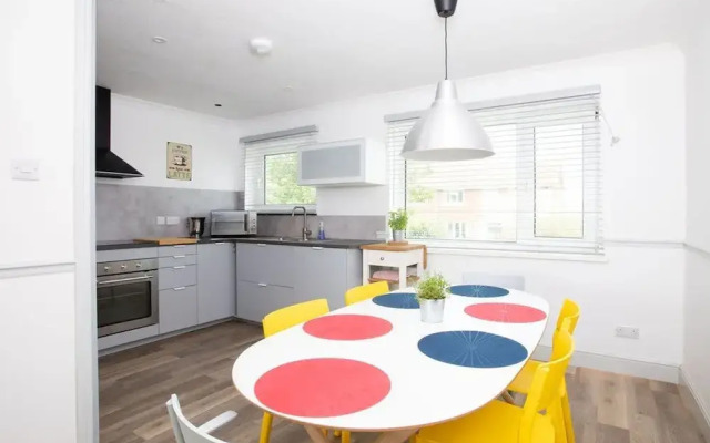 Bright Modern Selsey Seafront Home