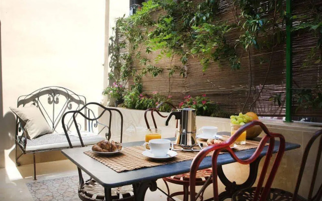 Pillow Town House with Terrace