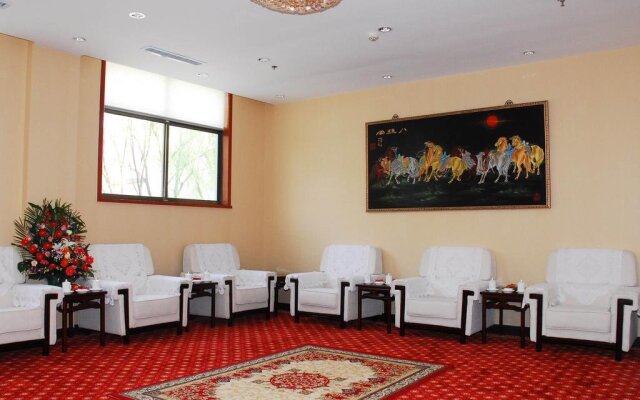 Chunqiu Hotel