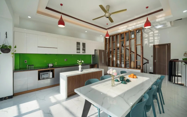 D&C House - Near My Khe Beach