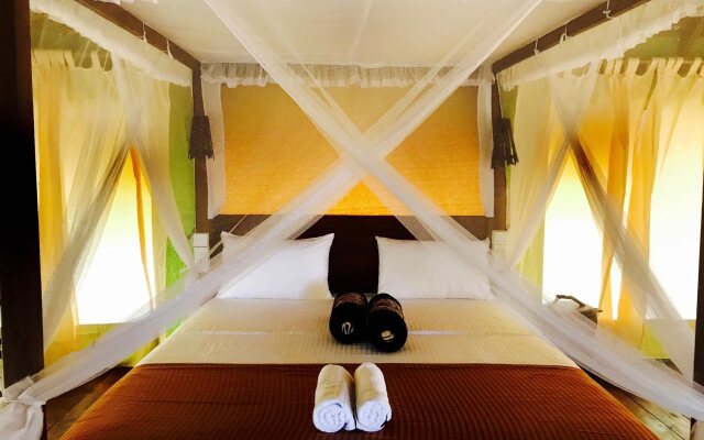 Yala Lake View Cabanas