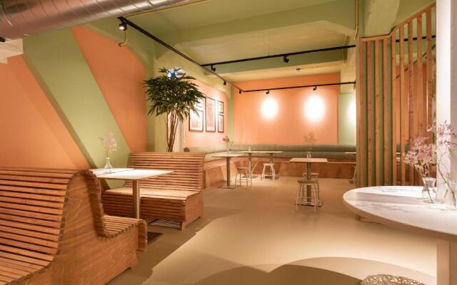 Pink Flamingo Boutique Hostel
