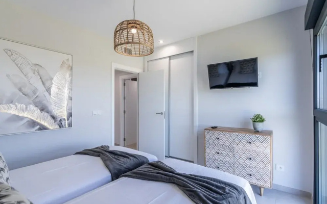 Spacious Isla Canela Getaway