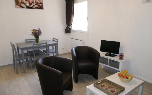 Crey DU Quart N°34 : Studio Cabine 4 Personnes / Studio Cabin 4 People