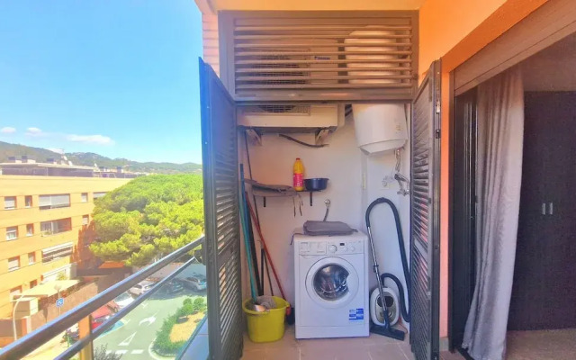 Cozy Apartment by the Sea in Lloret de Mar - Ref A090 Rene Go2llolet