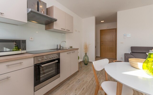 Awesome Apartment in Zadar With Wifi