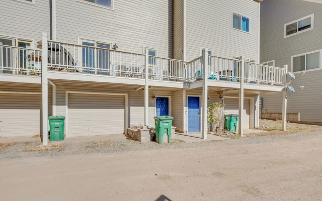 Spacious Ouray Townhome - Walk to Hot Springs!