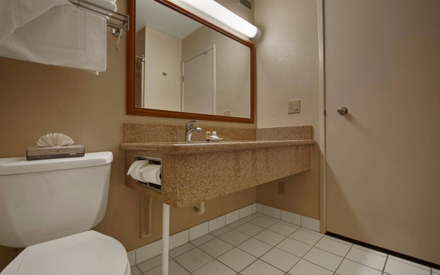 Best Western Village Inn